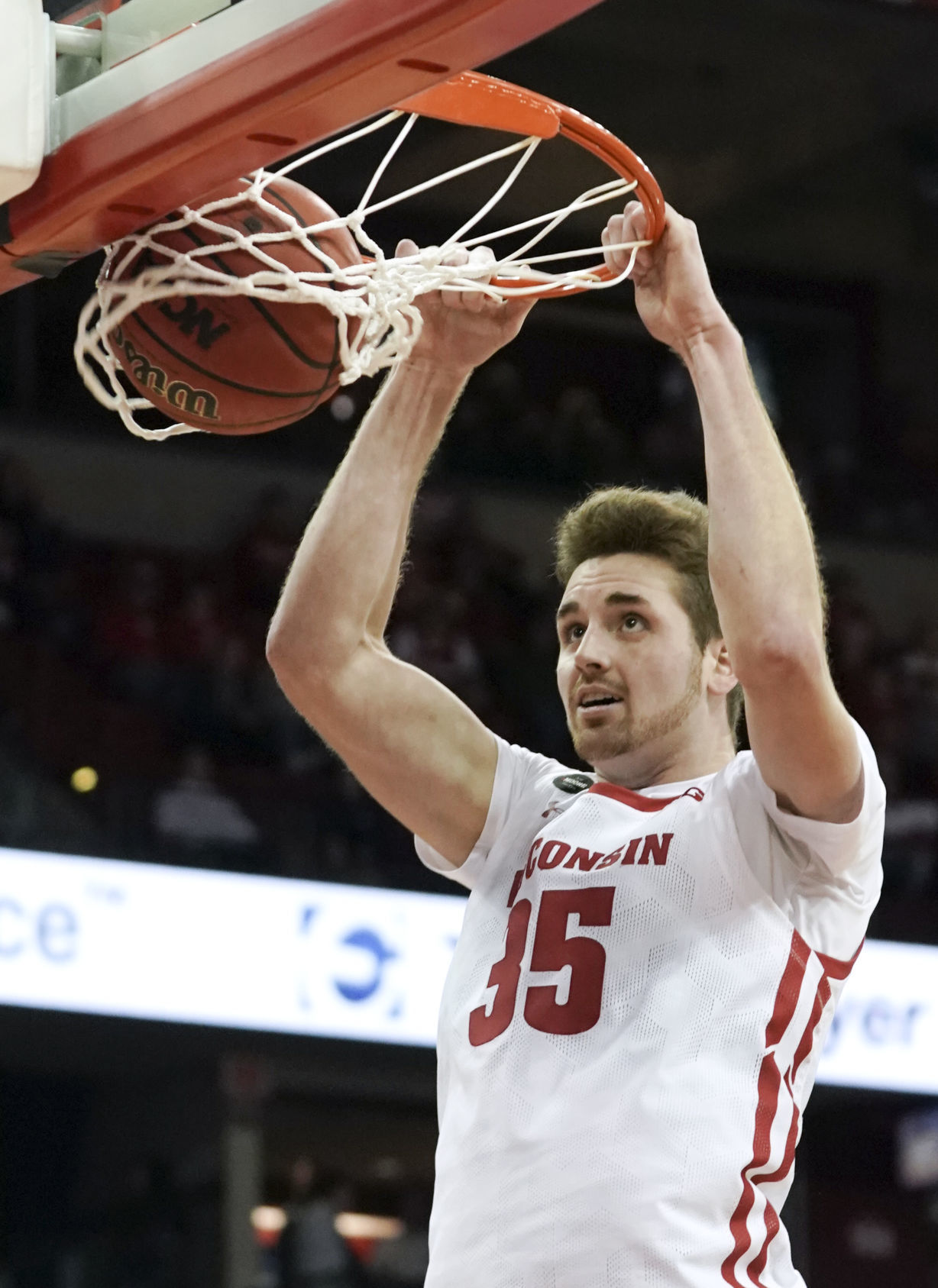 Badgers 88, Phoenix 70